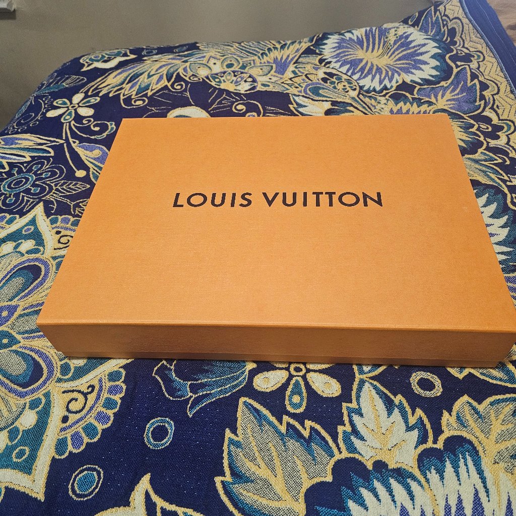 Louis Vuitton Signature Storage Box Excellent Condition